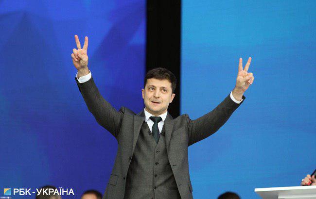 Неспортивный разговор: как прошли дебаты Зеленского и Порошенко на "Олимпийском"