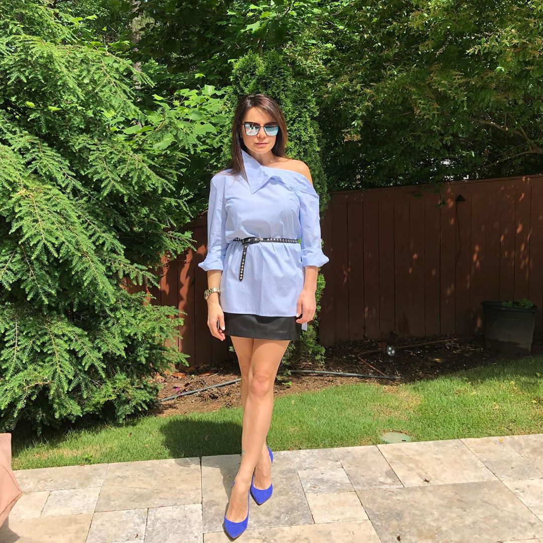 Лилия Подкопаева очаровала редким фото с малышкой Эвелиной на берегу океана