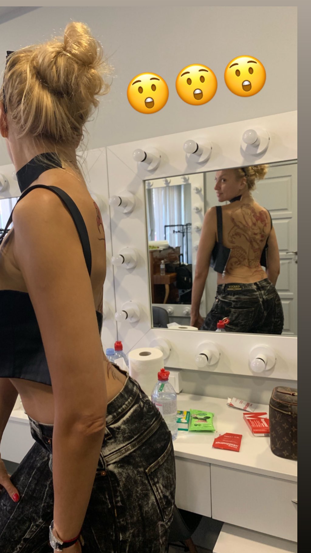 Оля Полякова удивила огромной татуировкой в виде огненного дракона на спине (видео)