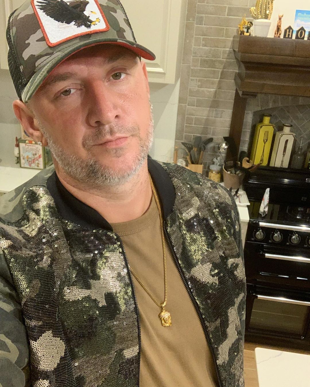 Винник, Потап и Дорофеева рассказали о своем отношении к соцсетям