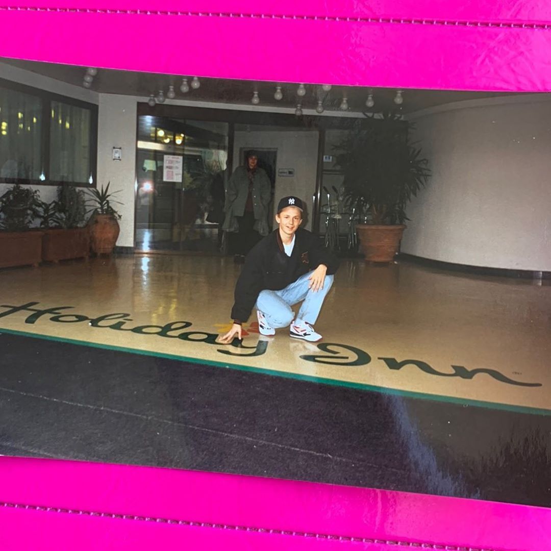 Молодий і пустотливий: Потап вразив мережу архівним фото з Риму