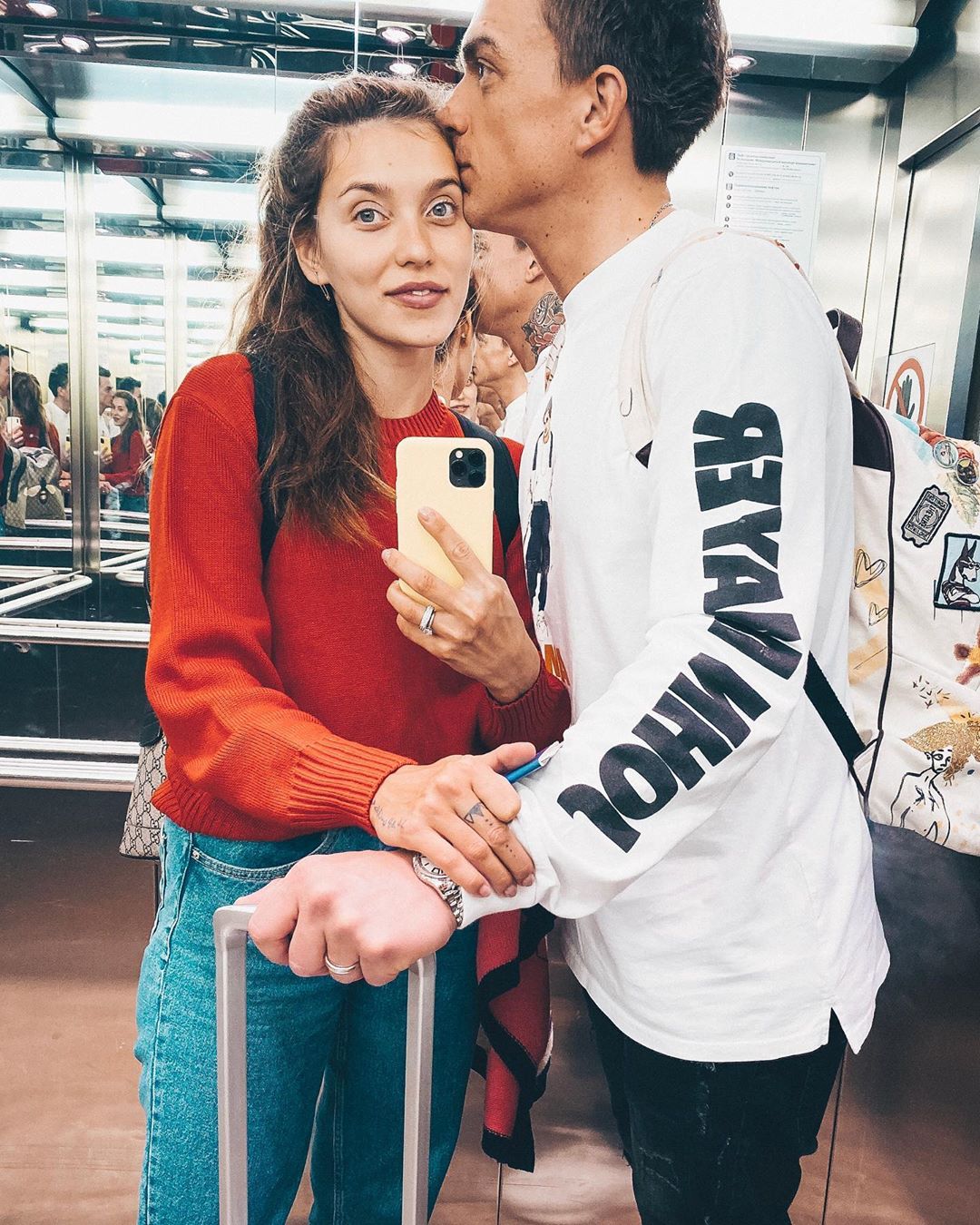 "Советовалась с Лободой": Регина Тодоренко рассказала о материнстве и отношениях с мужем