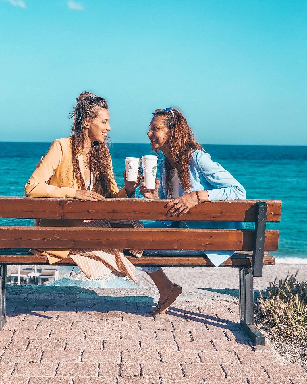 "У вас її посмішка": Регіна Тодоренко вразила схожістю з мамою на яскравому фото