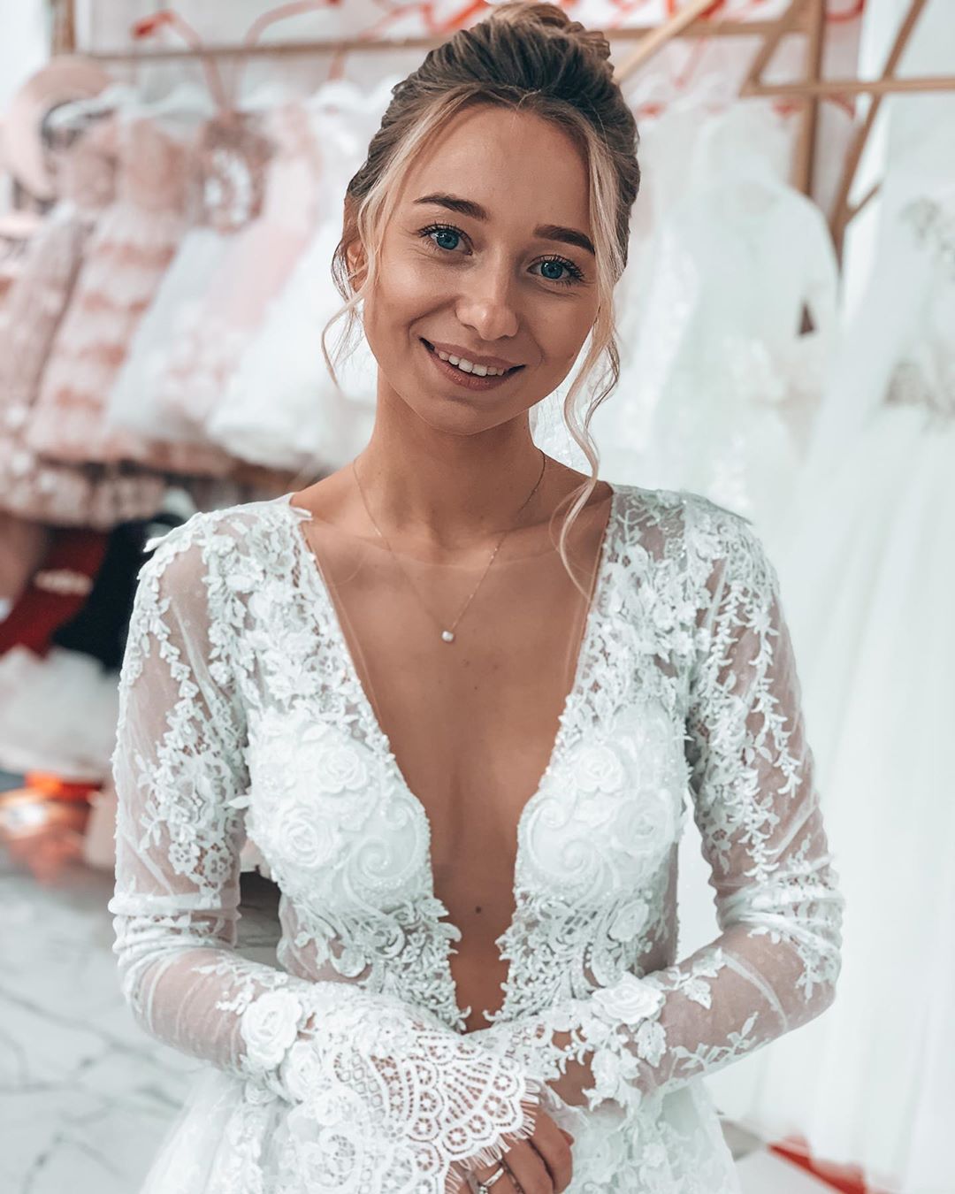 Будет не в Киеве: молодая невеста Виктора Павлика рассекретила подробности свадьбы