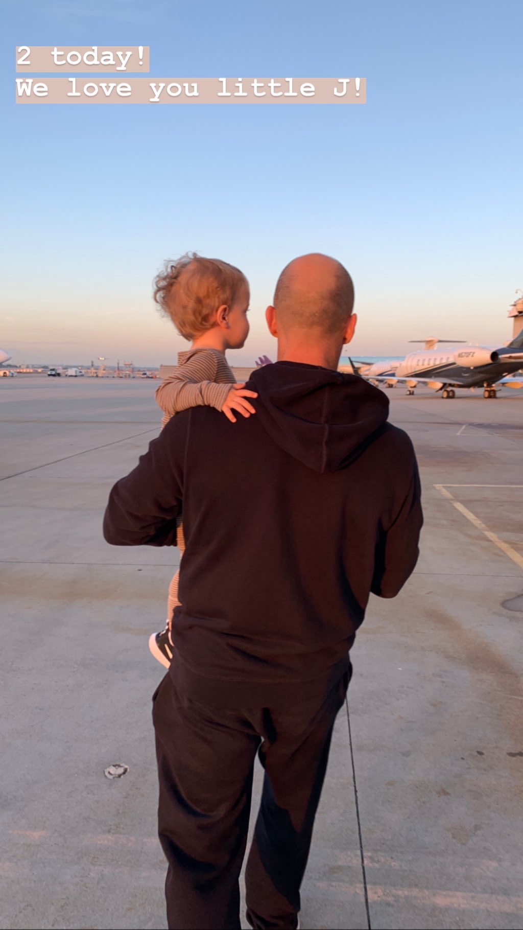 С днем рождения, красавчик! Роузи Хантингтон-Уайтли и Джейсон Стетхэм отмечают 2-летие первенца