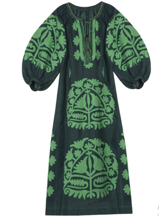 Она прекрасна! Деми Мур блистает в платье-вышиванке от украинского дизайнера