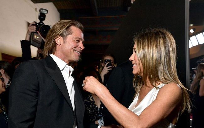 Анджеліна Джолі обурена і готова мстити Бреду Пітту за возз'єднання з Дженніфер Еністон