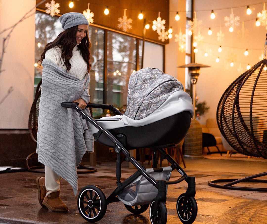 Є до чого прагнути: Санта Дімопулос розкрила секрет своєї стрункості