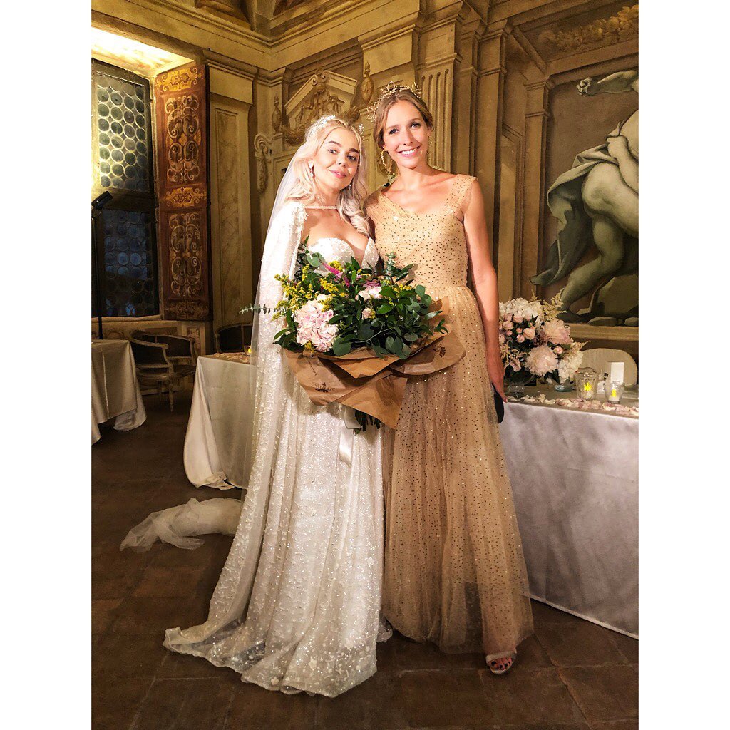 Білик, Осадча і Козловський повеселилися на пишному весіллі Гросу в Італії