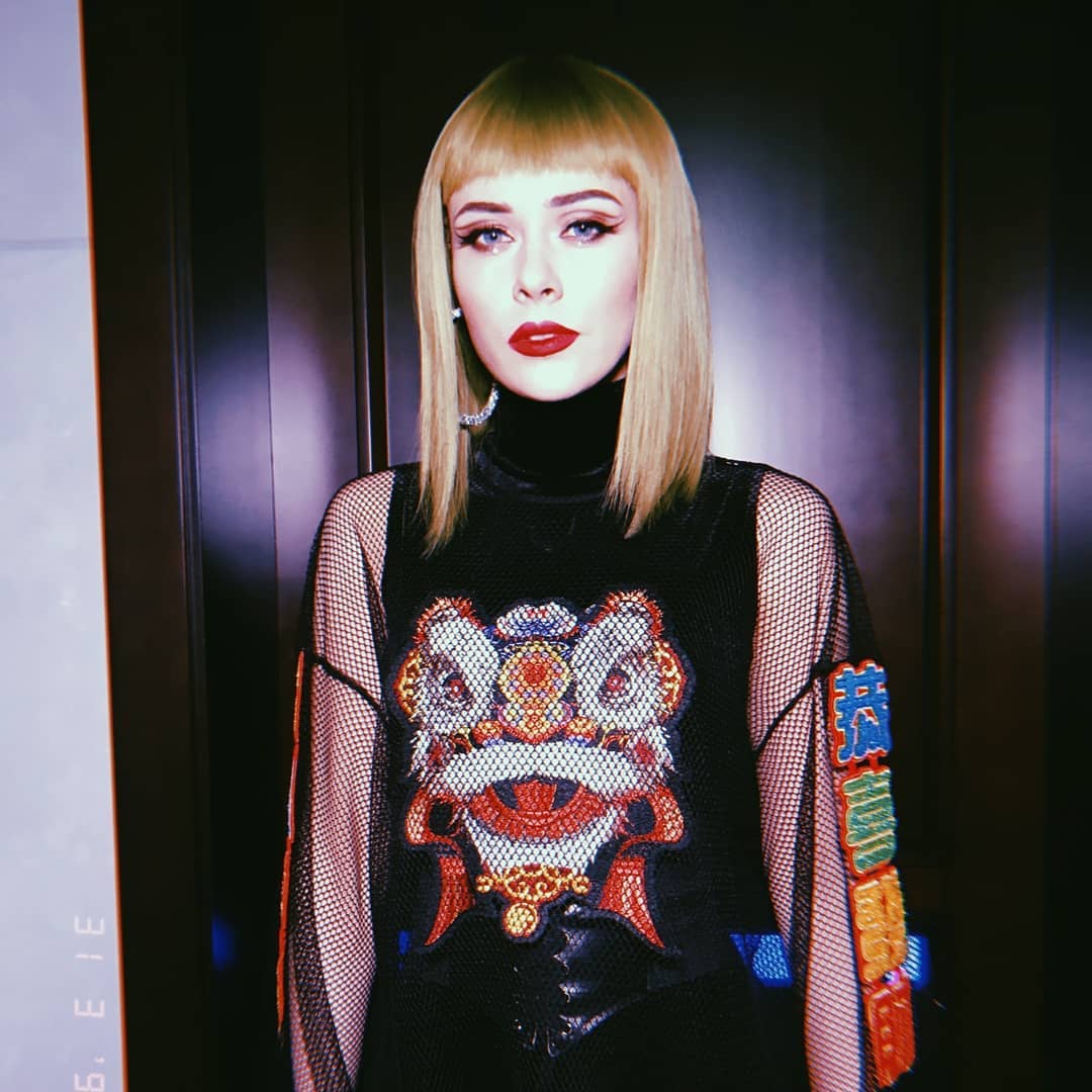 "Я ненасытная, хочу большего": яркие образы неповторимой именинницы Юлии Саниной