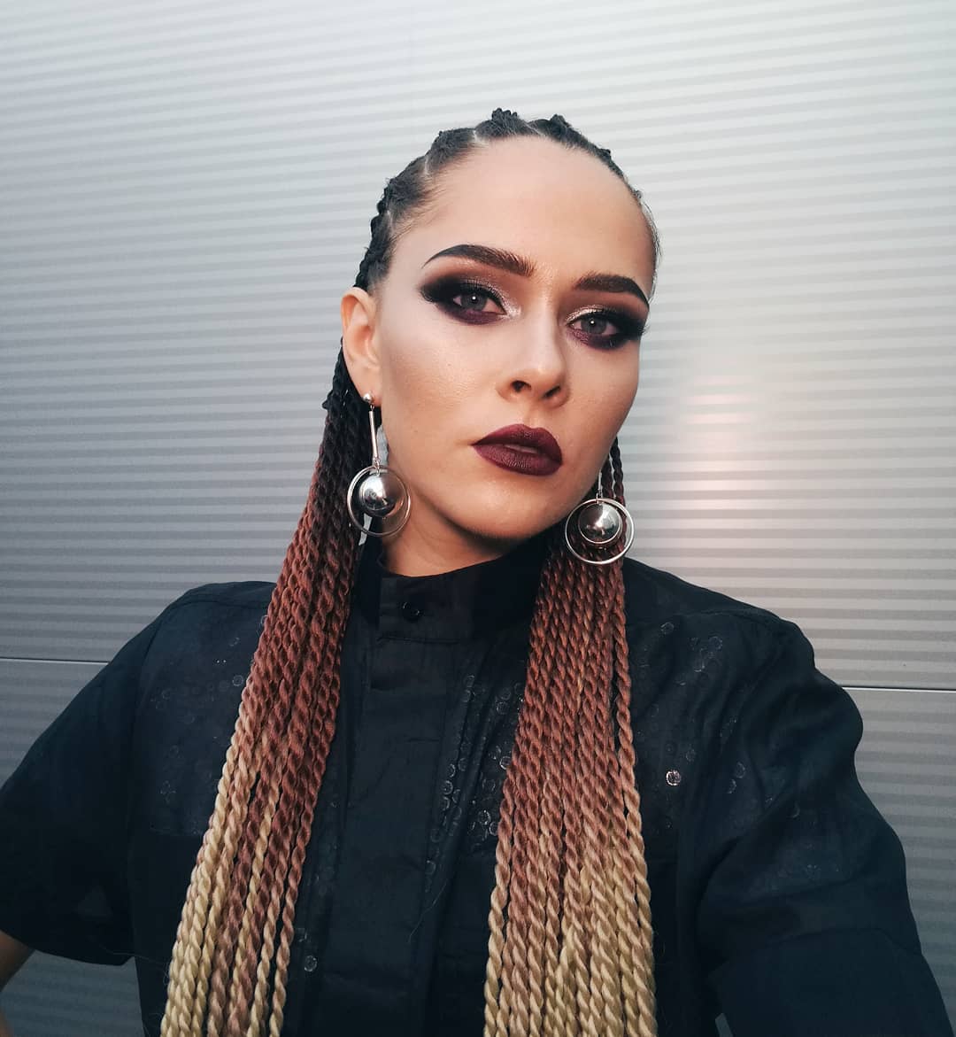 "Я ненасытная, хочу большего": яркие образы неповторимой именинницы Юлии Саниной