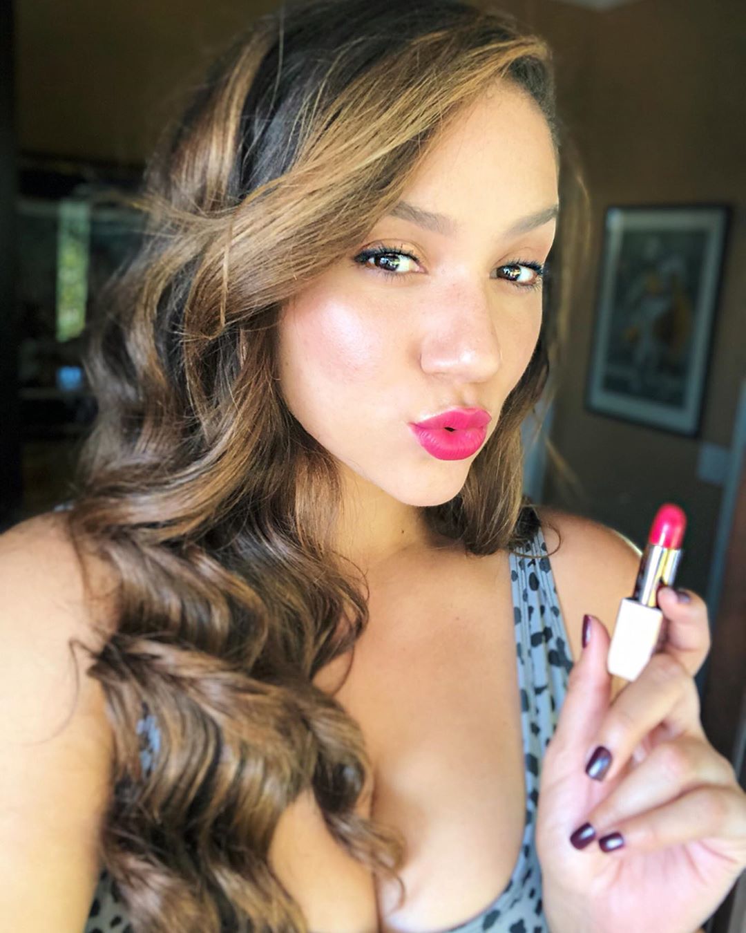 Вони ідентичні! Ріанна показала свого двійника, який вже підкорює мережу