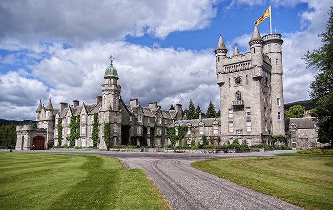 Маркл и Гарри окончательно рассорились с Кейт и Уильямом: что произошло