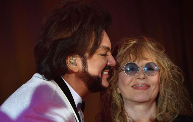 Радовались недолго: Пугачева потеряла ребенка от Киркорова