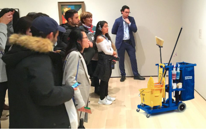 60-річна українка випадково створила твір мистецтва: його оцінили в 910 тисяч доларів