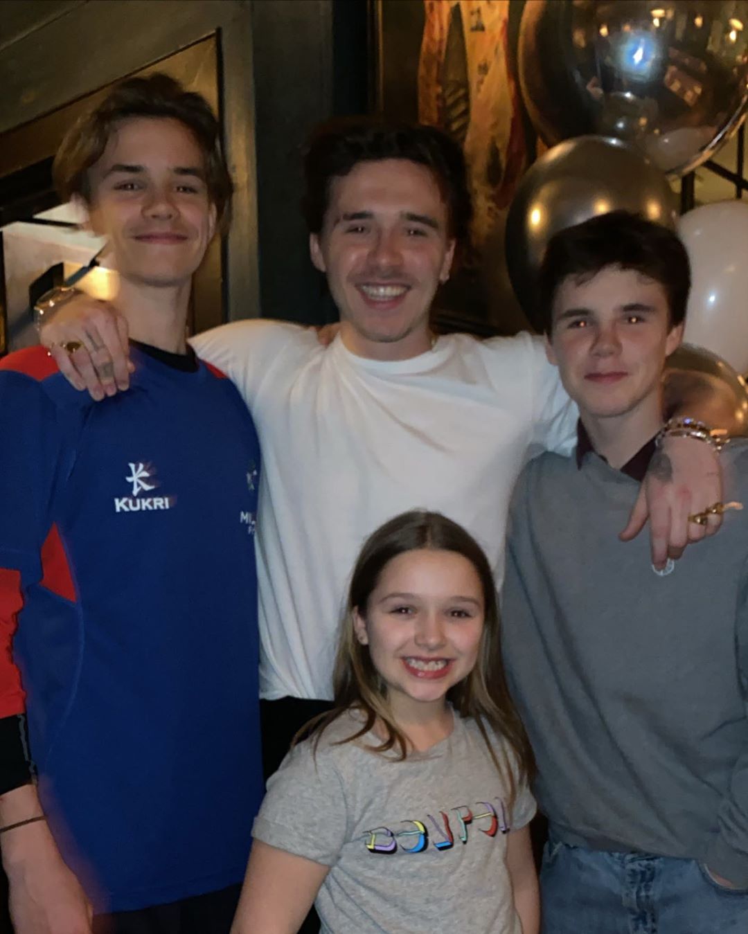 Ідеальні діти: Вікторія Бекхем розчулила мережу зворушливим сімейними фото