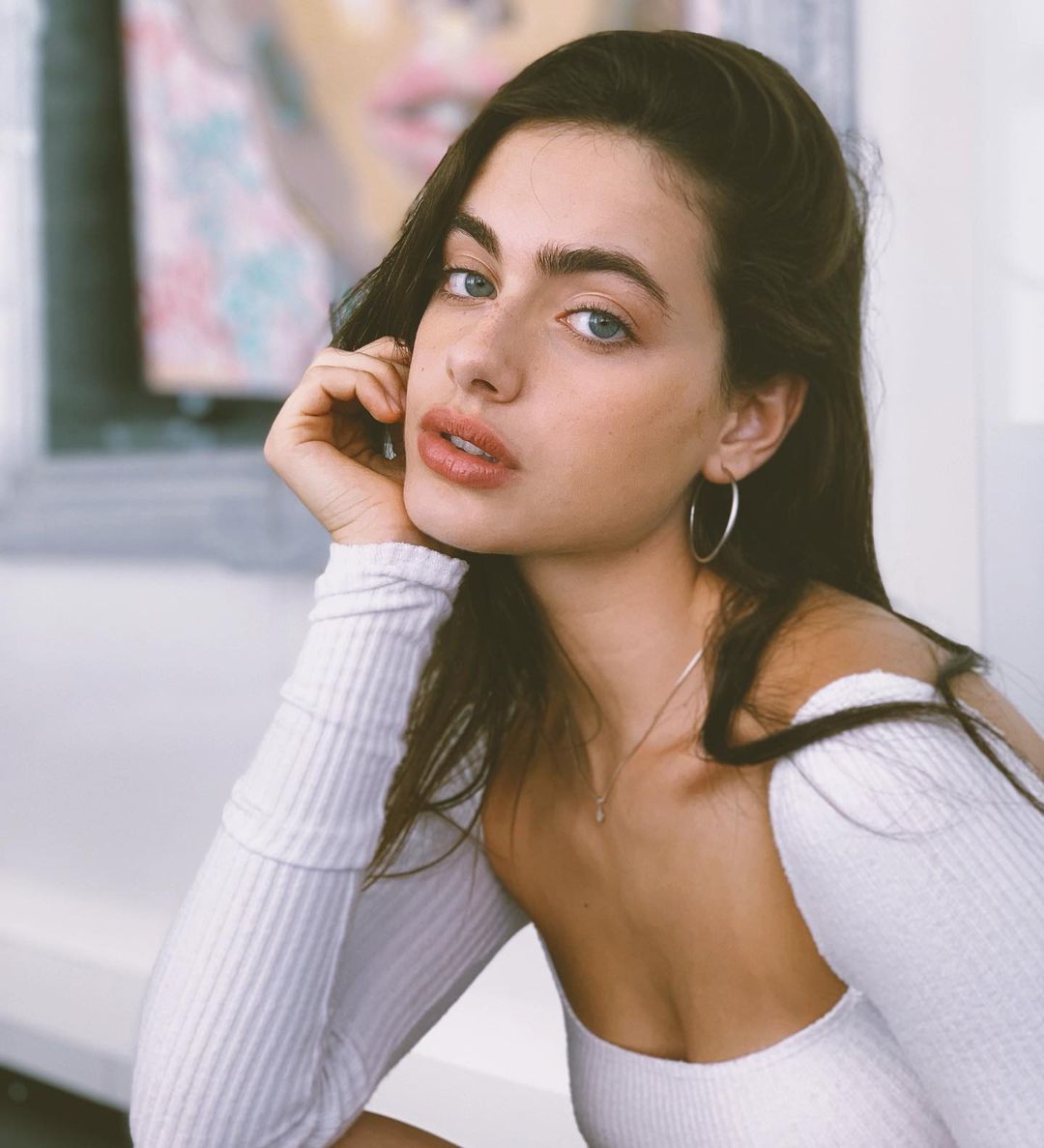 У мережі показали жінку з найкрасивішим лицем у світі: яскраві фото