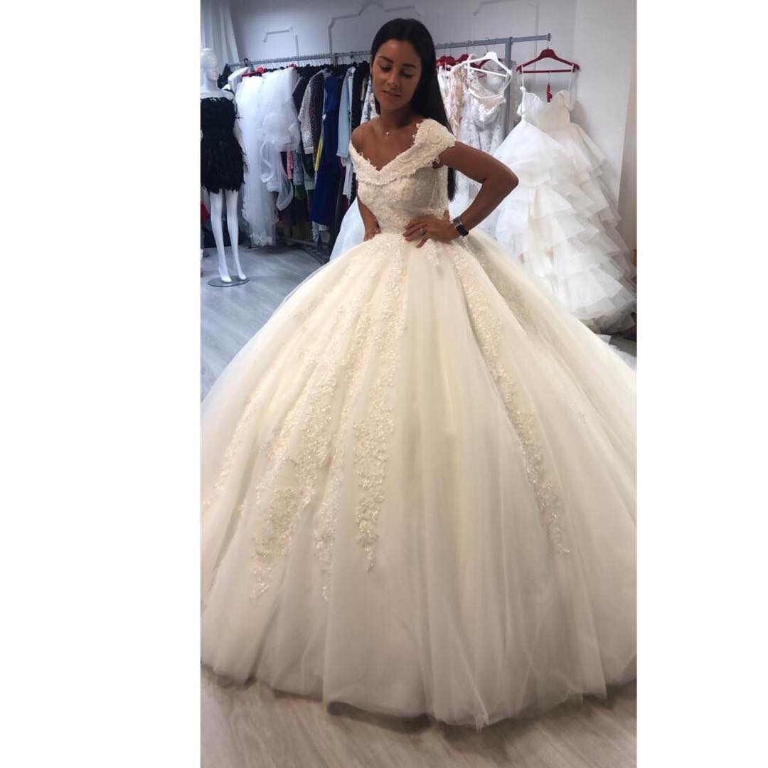 "Долго ждала": Огневич заинтриговала фанов фото в свадебном платье