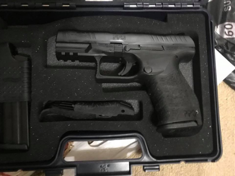 В Закарпатской области перекрыли канал продажи оружия через экспресс-почту