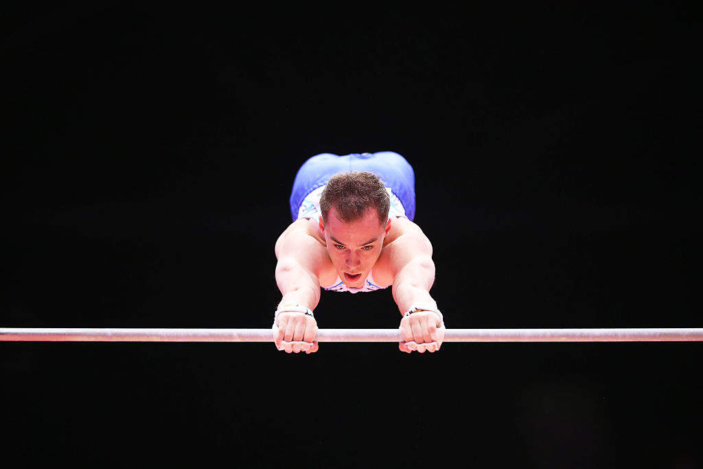 олег верняєв