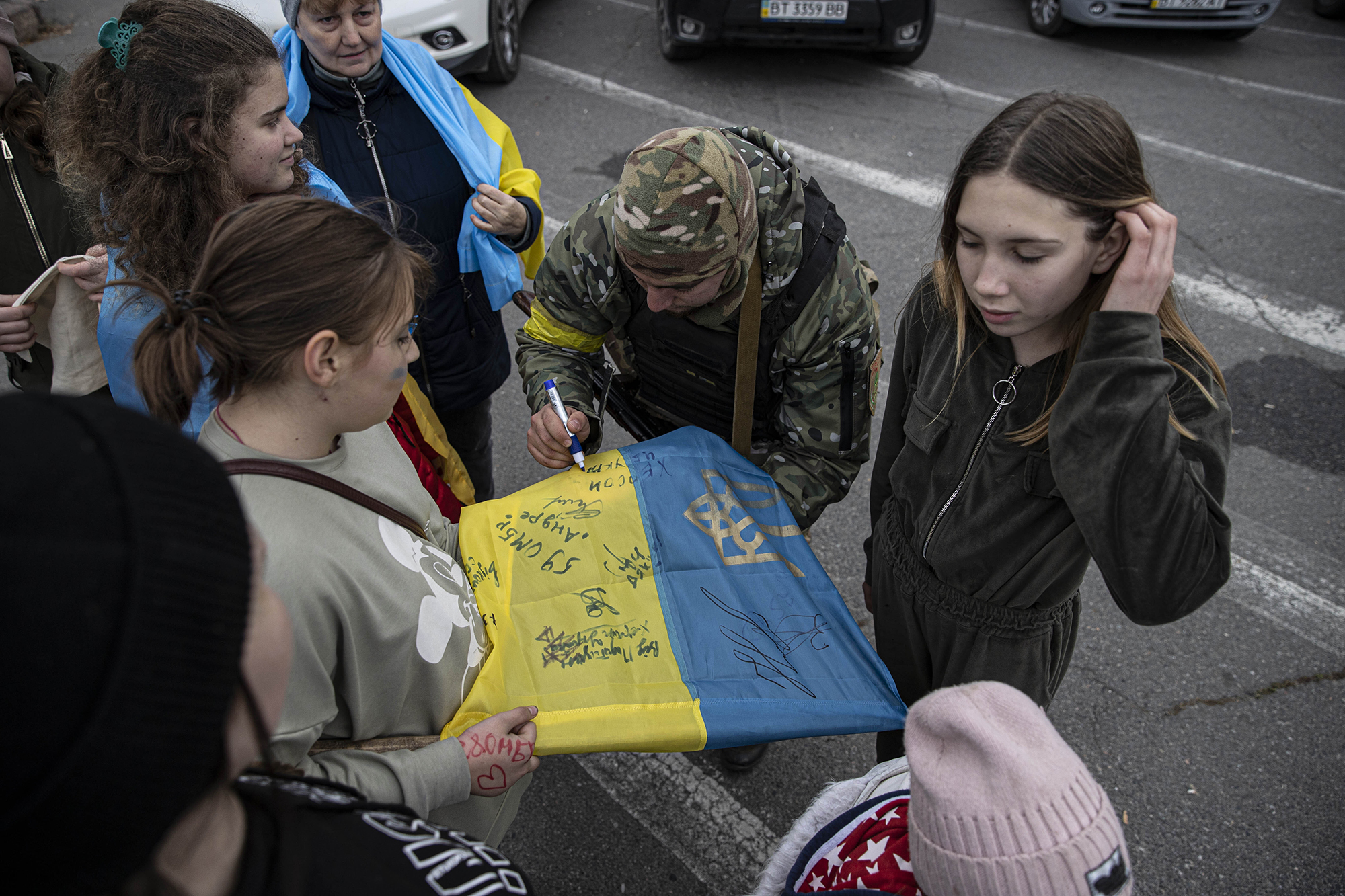 День флага. Как сине-желтое знамя в Украине стало символом борьбы за свободу