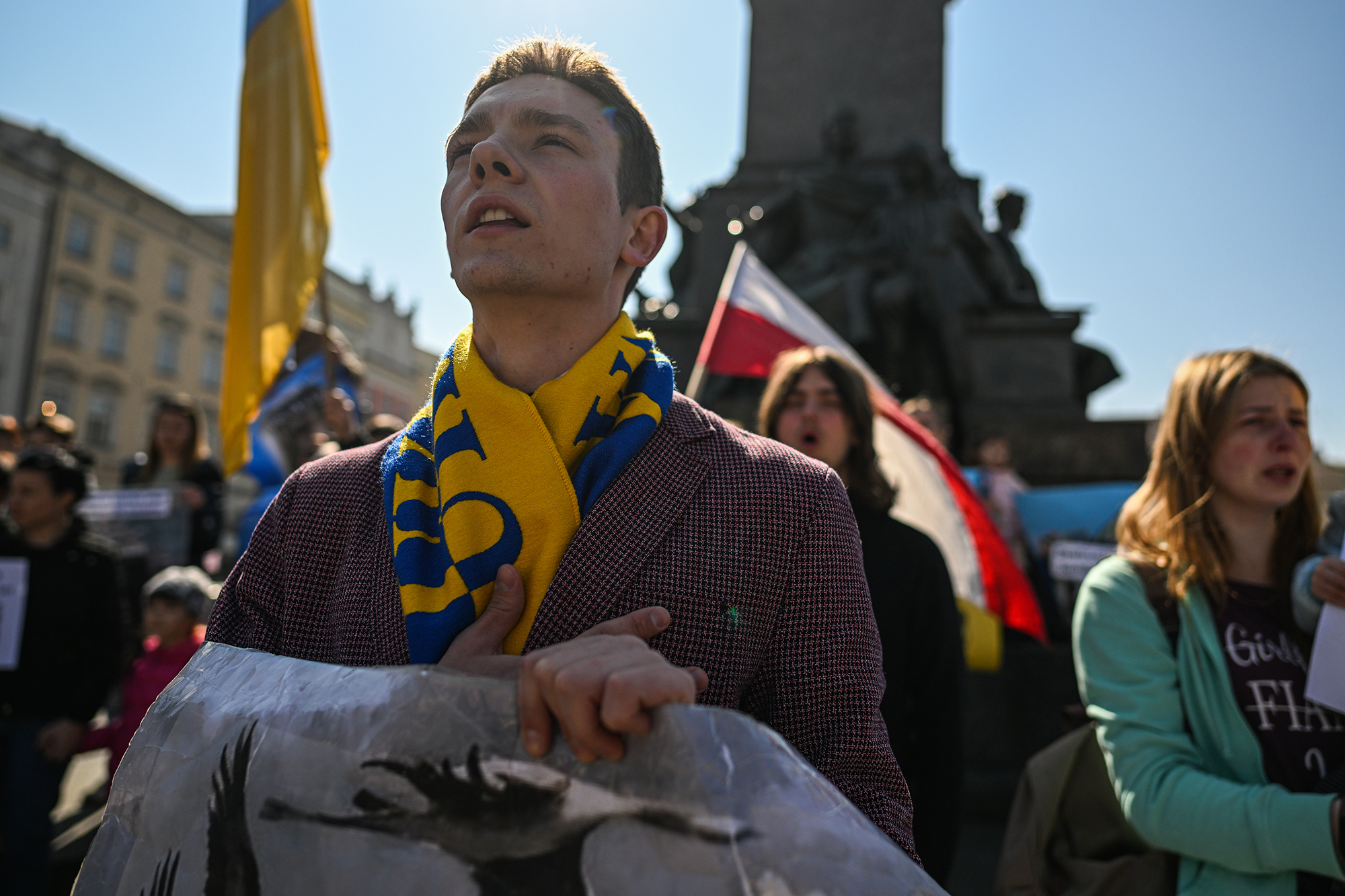 Зміни до закону. Кому з українців загрожує депортація з Польщі