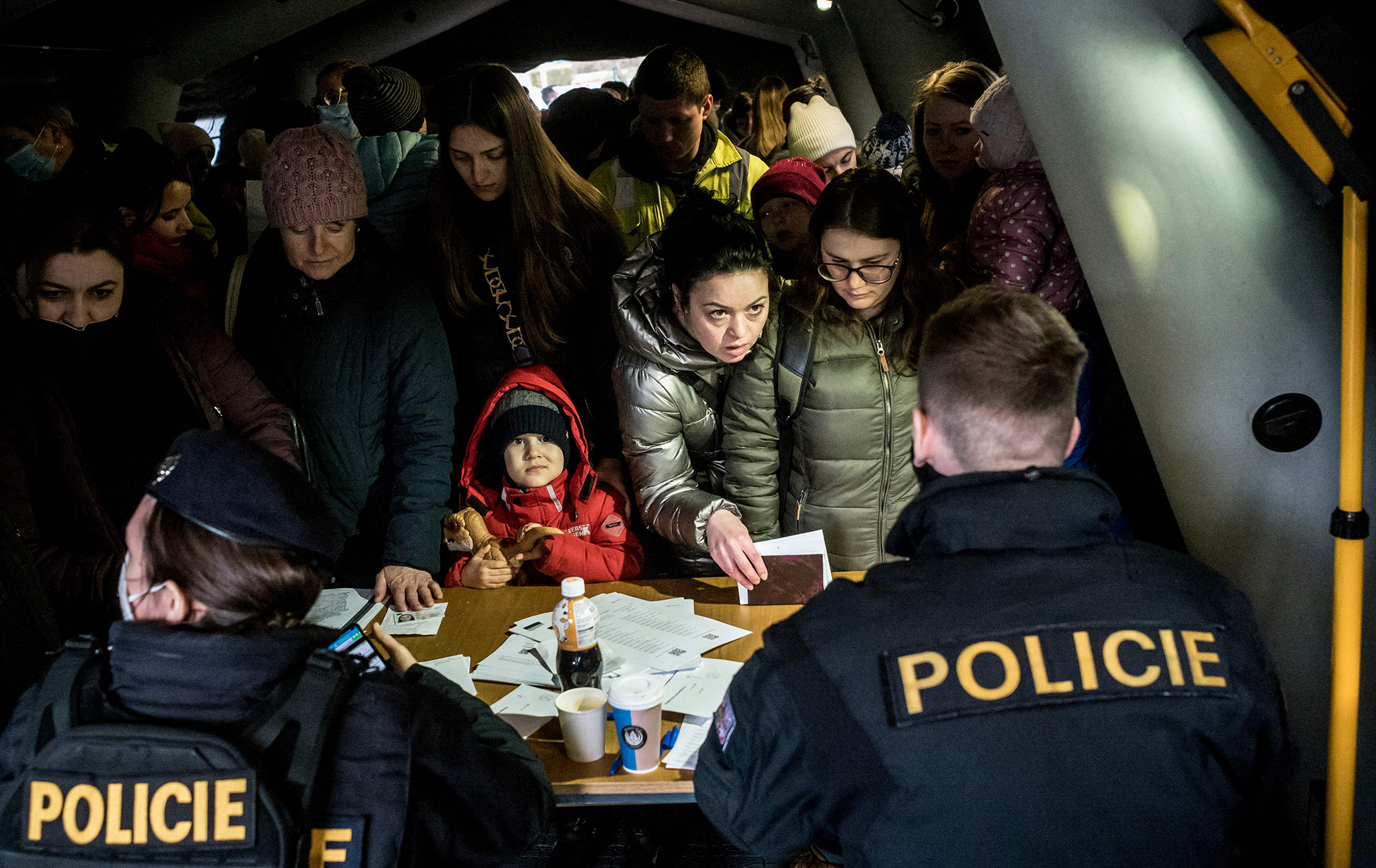 Специальная виза. Кому из украинцев в Чехии грозит депортация