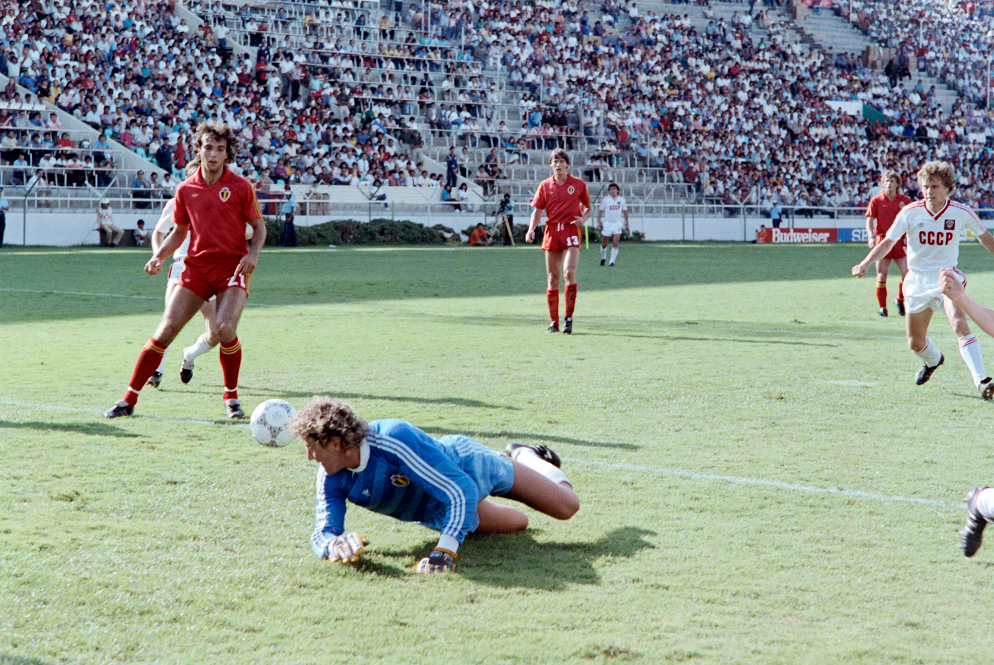 Хет-трик на "Золотой мяч" и спорный арбитраж: 10 украинцев проиграли Бельгии матч-триллер