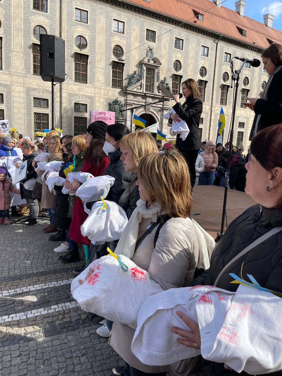 Марш Матерей в странах Европы и Америки (фоторепортаж)