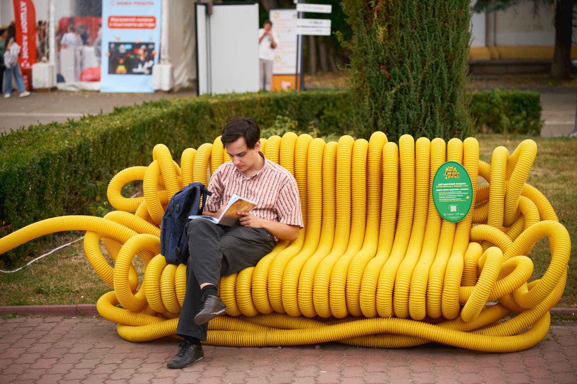 Книги зумерів. Як молодь впливає на книжковий ринок України і до чого тут TikTok