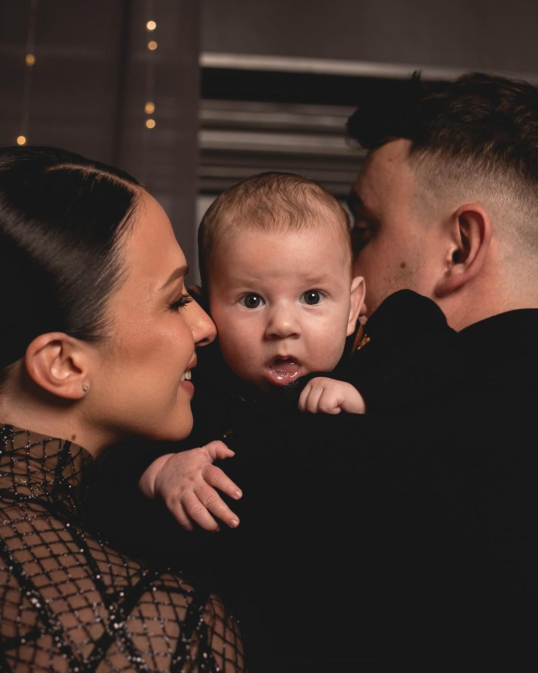 "Самый сладкий ребенок в мире". Ivan NAVI впервые показал лицо 4-месячного сына (фото)