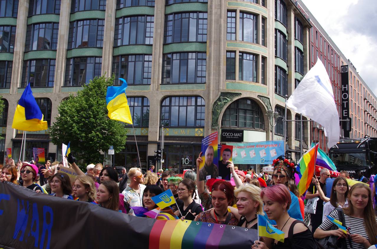 KyivPride провел акцию в Берлине - что о ней известно, фото | РБК Украина