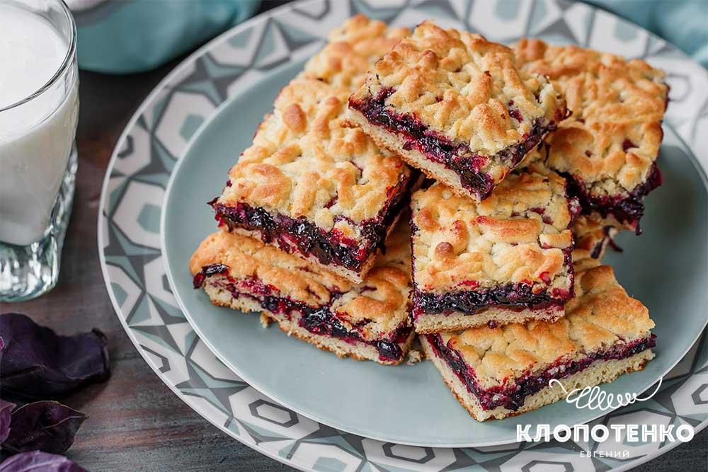 Клопотенко дал рецепт вкуснейшего тертого пирога, добавив секретный ингредиент