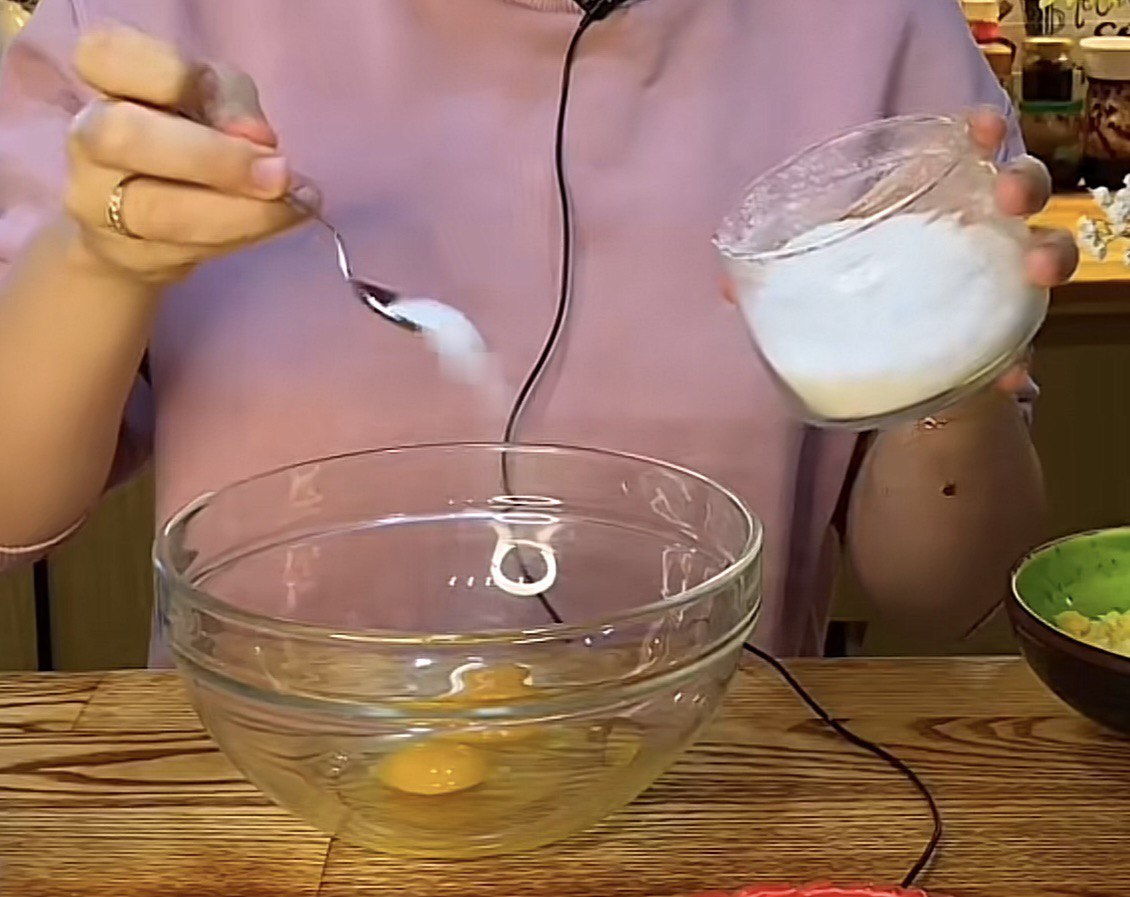 Быстро и дешево: рецепт вкусного пирога, который никогда не надоест