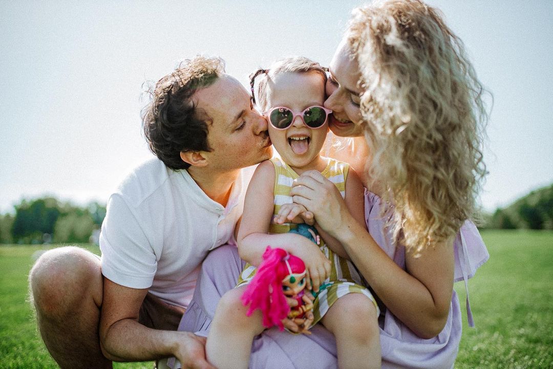 "Время прощаться": известный украинский актер развелся с женой после семи лет брака