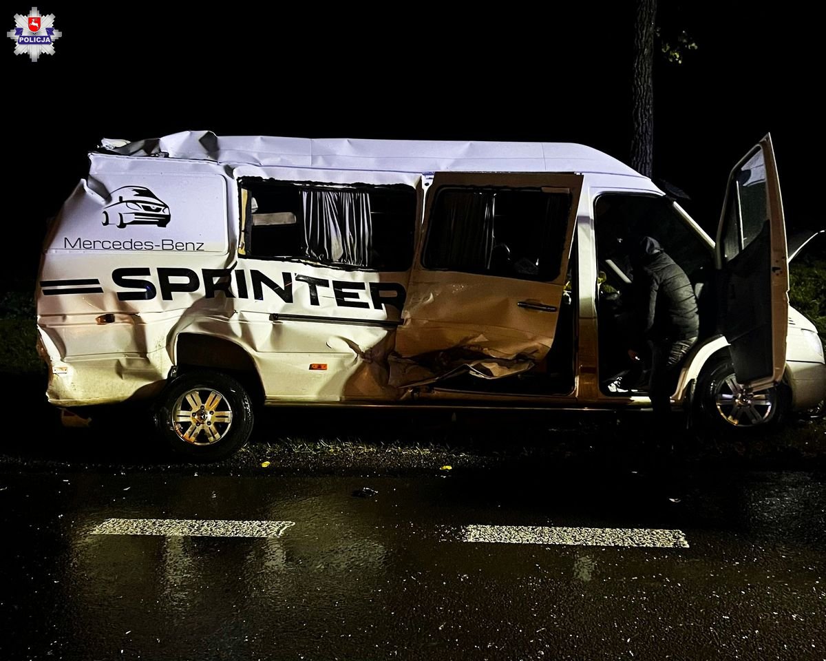 В Польше столкнулись автобус, минибус, эвакуатор и фура. Все водители - украинцы (фото)