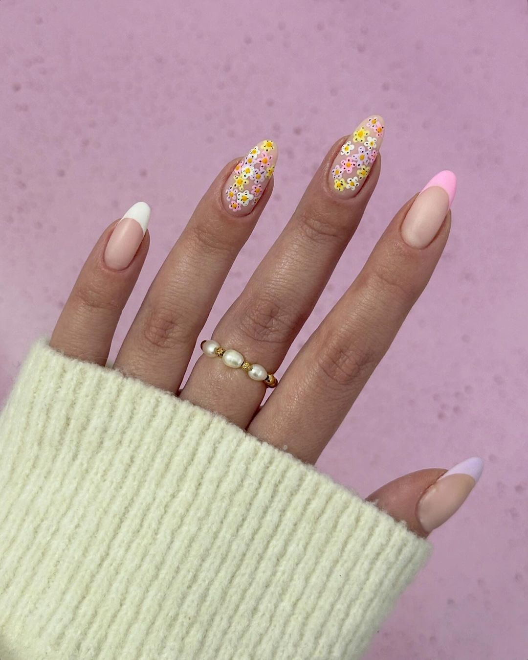 Как выглядит весенний тренд маникюра, который сразу же поднимает настроение (фото)