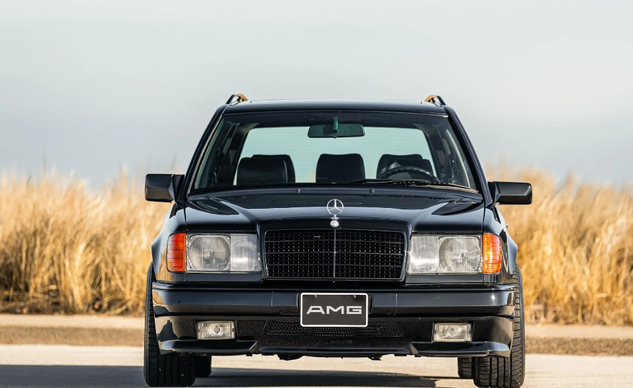 Єдиний екземпляр: на продаж виставили унікальний Mercedes-Benz 80-х (фото)