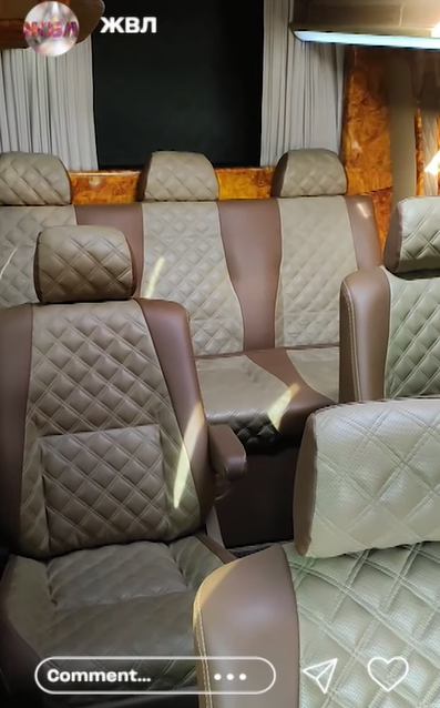 "Постійно на важкій роботі": Jerry Heil розповіла, який подарунок зробила батькові