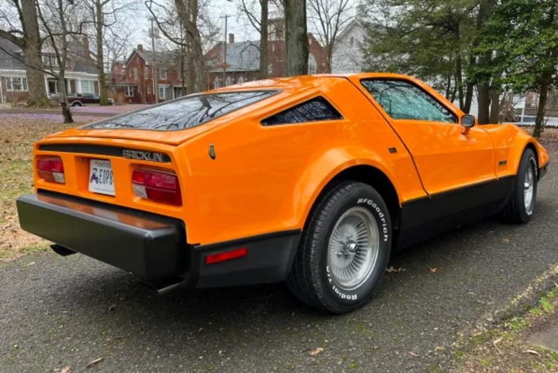 Незвичайний раритет: на продаж виставили рідкісний спорткар 70-х (фото)