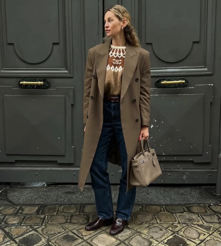 Тепло і стильно: 12 ідеальних светрів для цієї зими