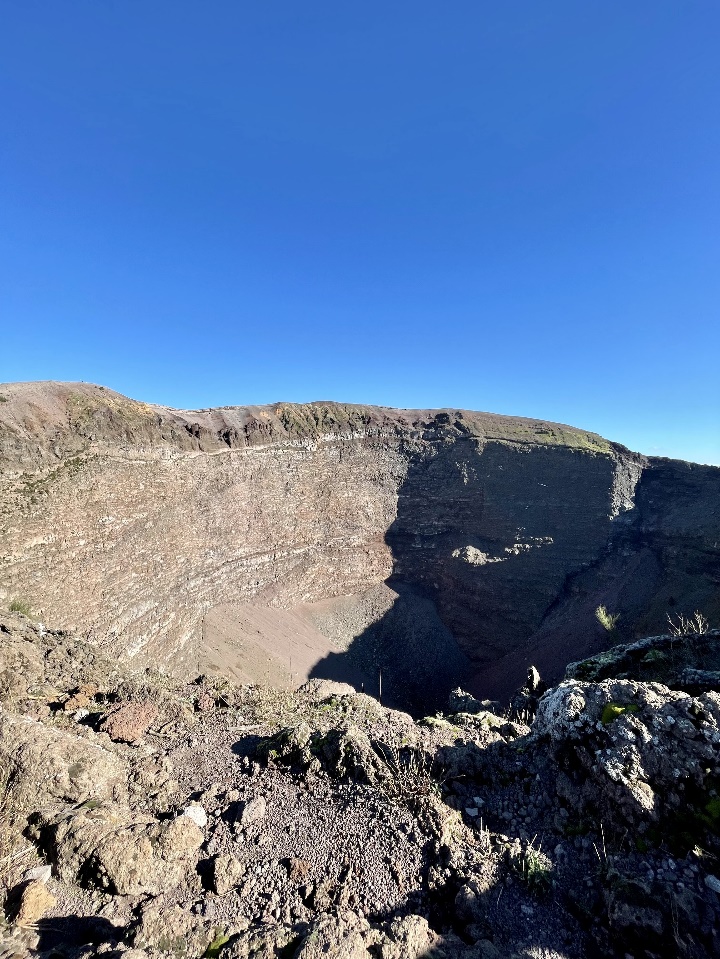 Мафия и воры на мотоциклах. Чего ждать в Неаполе - одном из опасных городов Италии