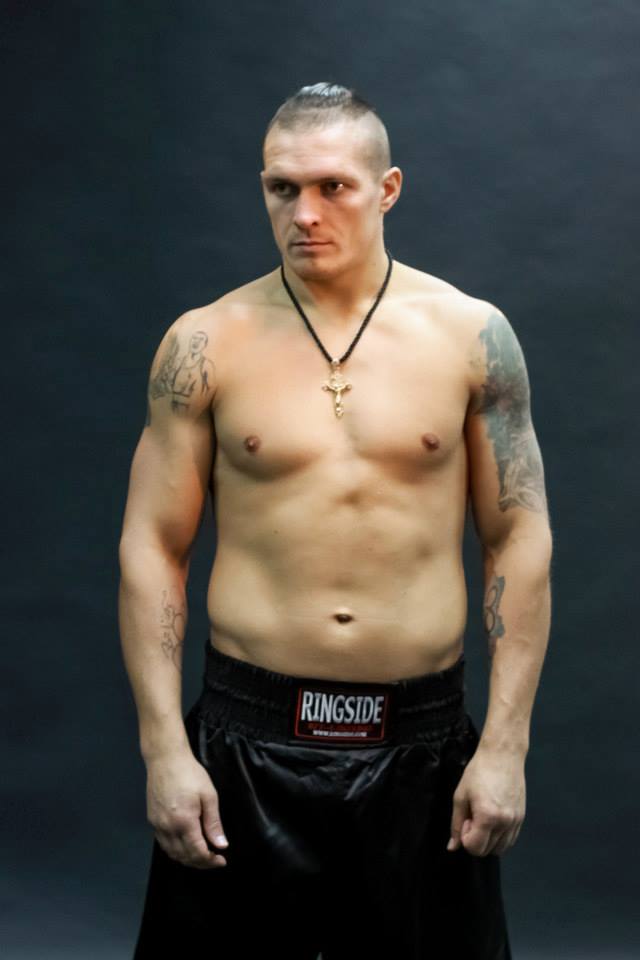 Ледь дотягував до "сотки". Як виглядав Олександр Усик 10 років тому (фото)