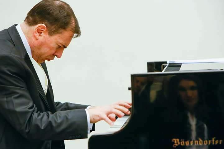 Помер відомий український музикант, творчістю якого захоплювались європейці