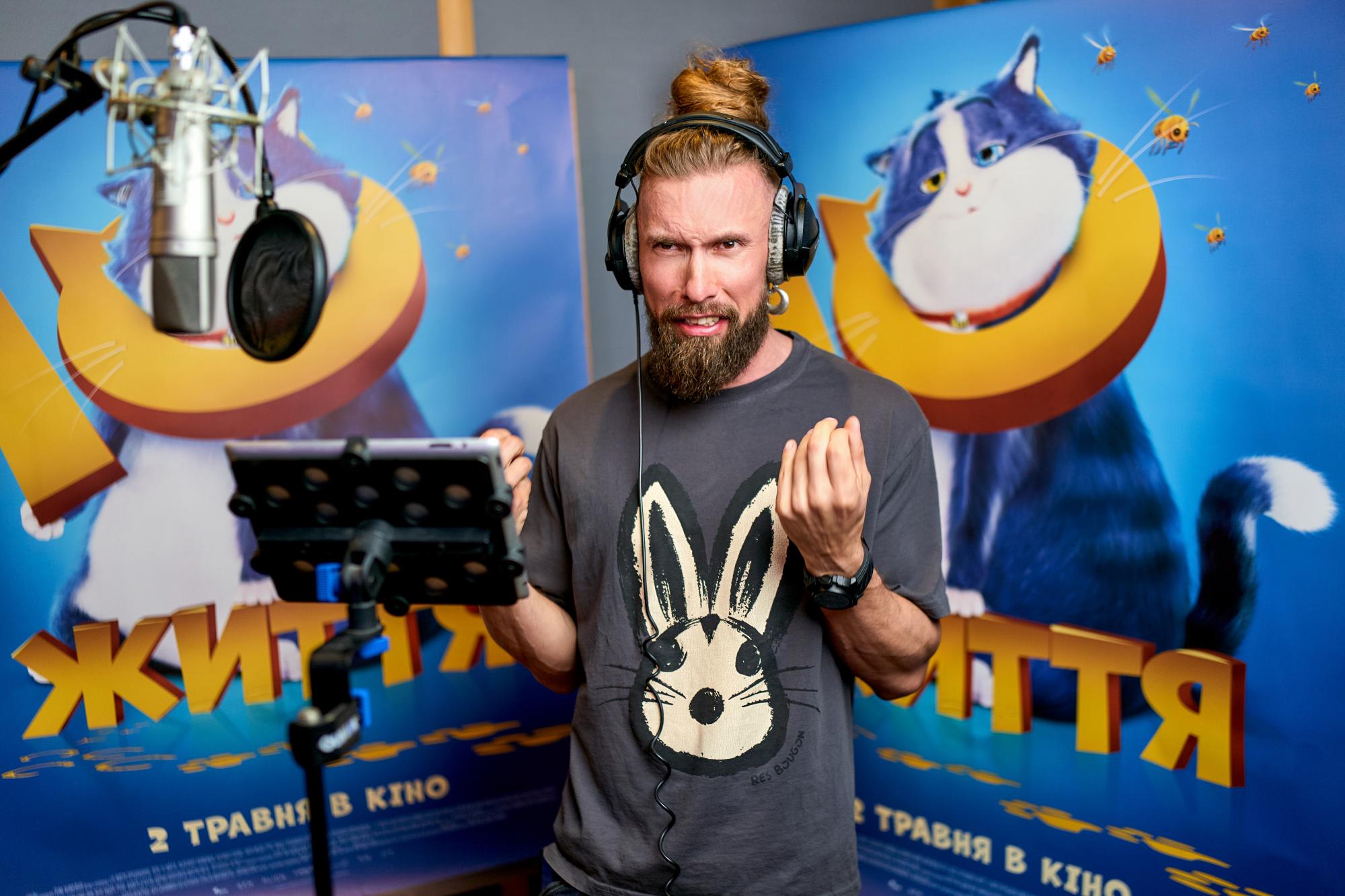 Анита Луценко вместе с известным актером-зоозащитником озвучила мультфильм: детали