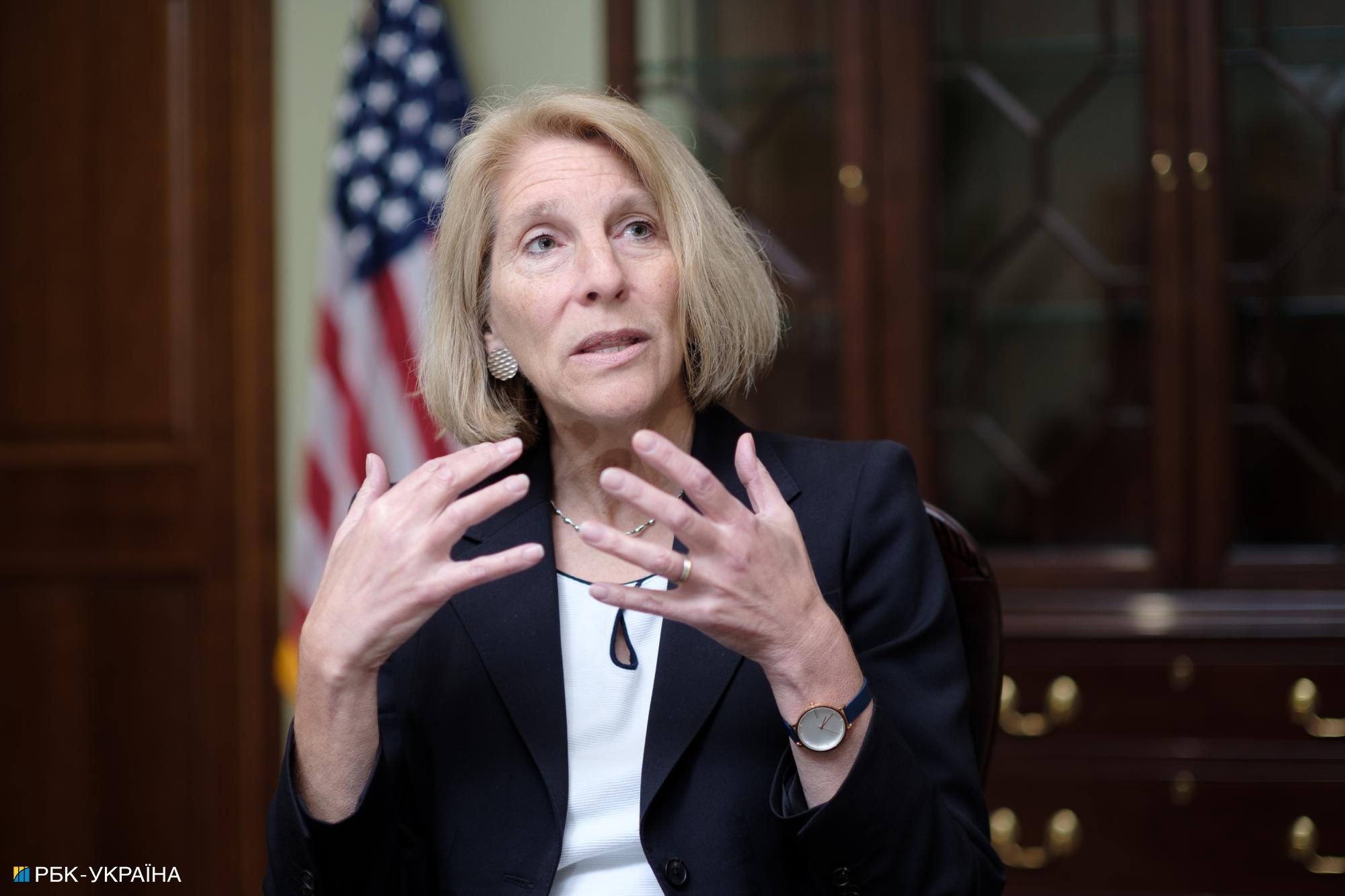 Помощник госсекретаря США Карен Донфрид: У Путина есть власть прекратить войну сегодня