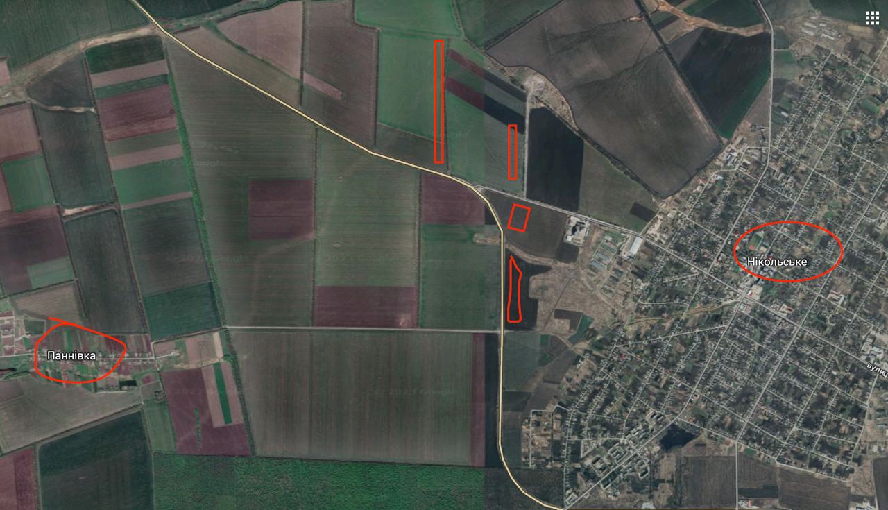 Оккупанты обустраивают оборонительные укрепления под Мариуполем (фото)