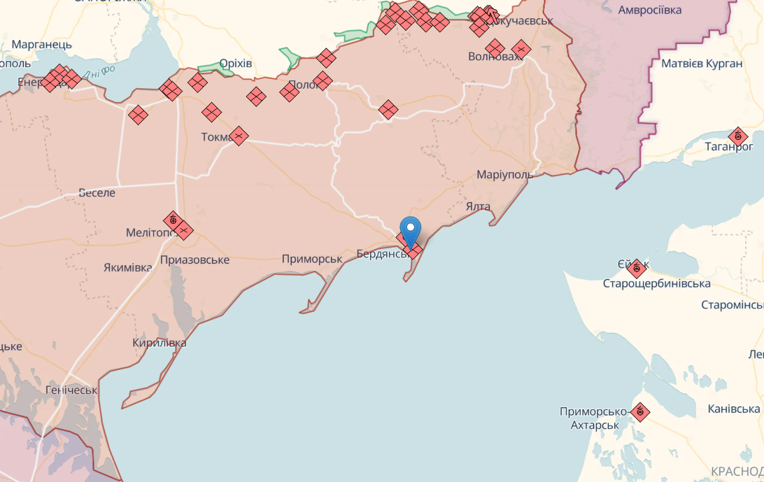 ЗСУ вдарили по штабу окупантів у Бердянську, - СтратКом