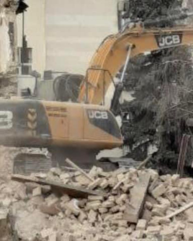 У Києві зносять будівлі Залізничної колонії. Дивіться, як вона виглядала понад 100 років тому