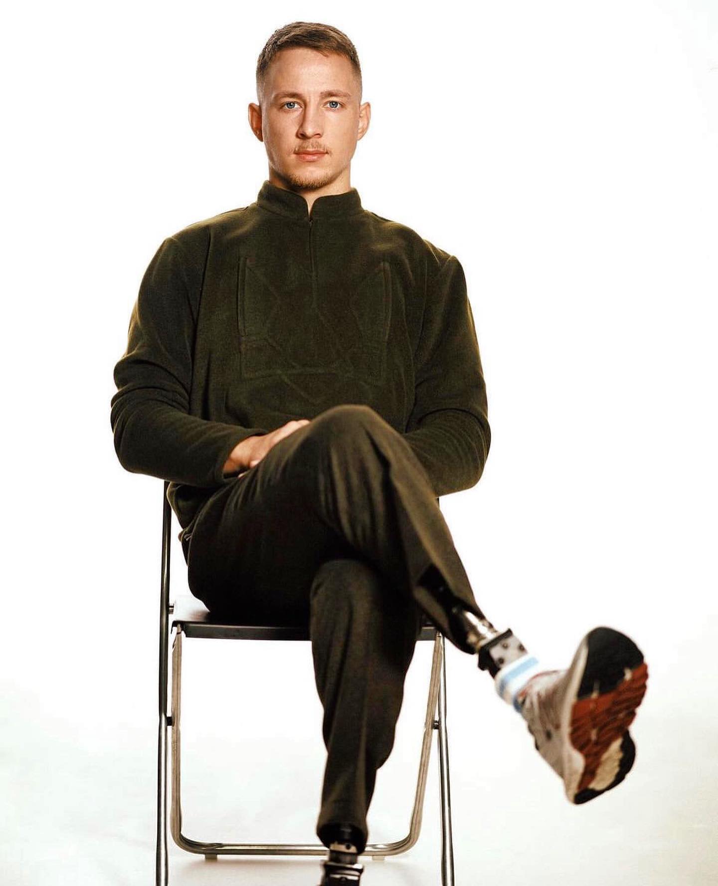 Танцював без ніг і написав книгу: 7 фактів про "Холостяка" Терена, який шукає кохання на реаліті